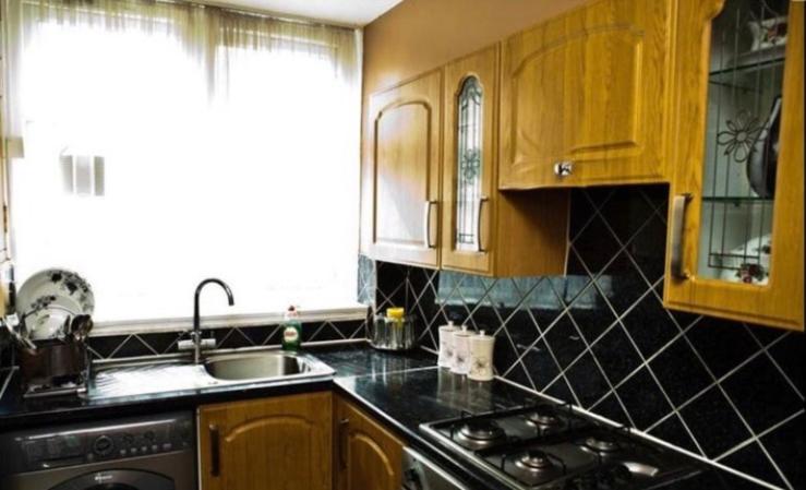 Ensuite With Kitchen Ext Large Room With Balcony In Zone 2 伦敦 外观 照片